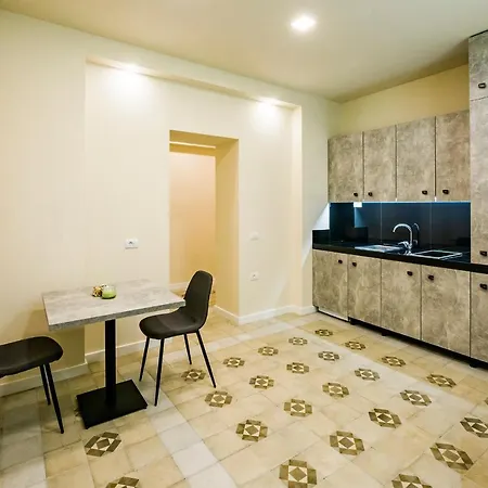 Lux Old Town Apartment *